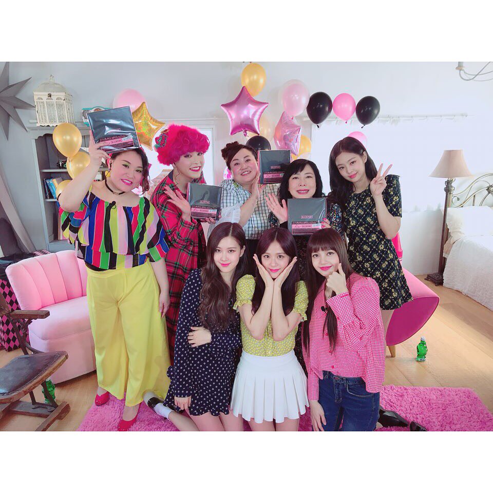 lalisagram_'s tweet photo. 180413 #BLACKPINK #JISOO #JENNIE #ROSÉ #LISA #ABEMATV #😆 初めてのAbemaTV、
とてもたのしかったです！
4/28からの放送、たのしみにしてください！

鬼奴さん、ぺえさん、バービーさん、ゆいPさん
また一緒にあそびましょうね！ https://t.co/poFsKSDIHB
