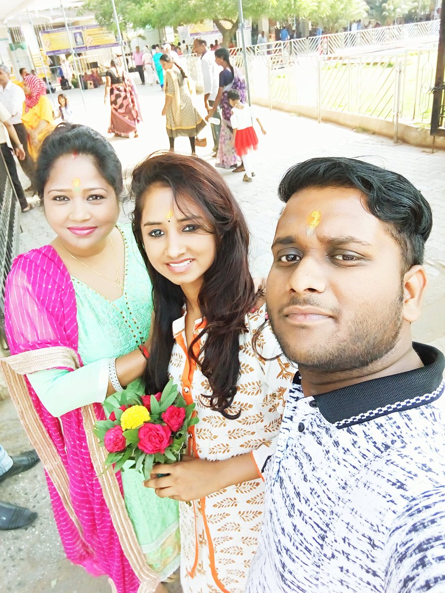 RishikaRajput2's tweet photo. Best moments wid fmly.... In maharashtra💗 https://t.co/4QjMycdfhh