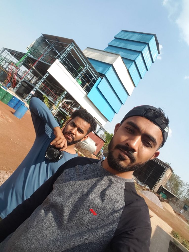 DirectorPushkar's tweet photo. Pushkar sahu
#work_on #new #project
#advertisement #shoot
#ptfstudio #pushkarsahufilm #pushkarsahu
@pushkar7076 @PtfStudio @tussharSolanki https://t.co/FAgaQTDK2X