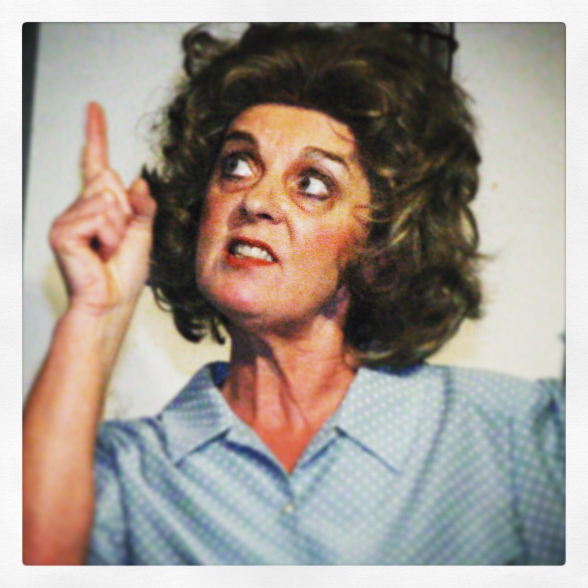 Juul Stokbroeckx, heej te zeen als Mie Schuurs in "Gesmoés in ‘t trappehoés" (2008) speult vanaovond beej Silhouet in de rol van Oma Haver zién 80e veurstelling! #Silhouet #Venlo #Toneel #Dialect #Humor #Klucht #Lachen #Jubileum