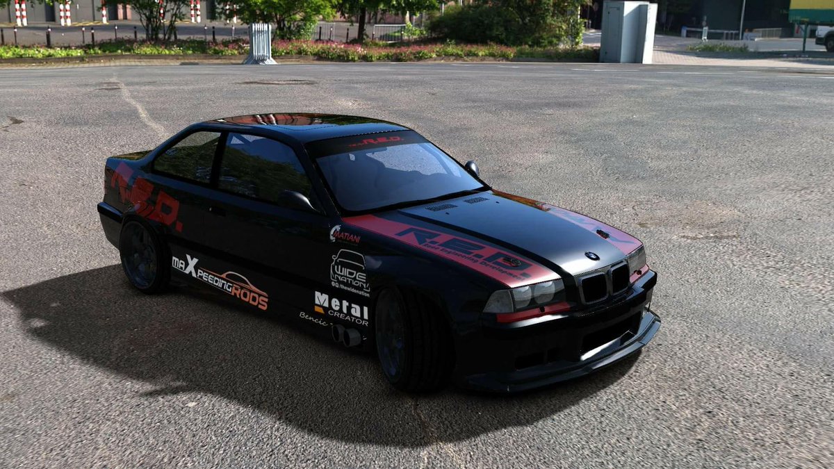 MaxRacingParts tweet media