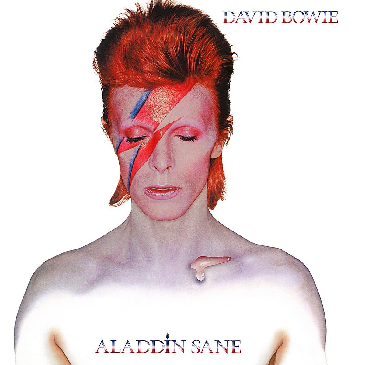 Hoy hace 45 años de la publicación de Aladdin Sane, sexto álbum de David Bowie cuya imagen del rayo rojo y azul cruzando su cara le convirtió en icono de la cultura pop.