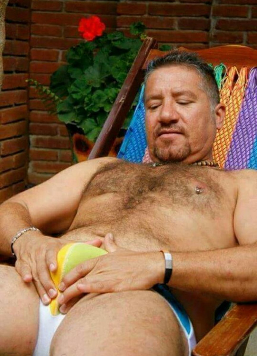 GrindrHmo's tweet photo. https://t.co/MKBK0gAcSq