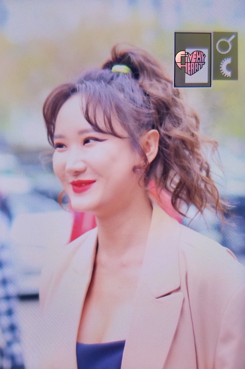 FIVEmyheart's tweet photo. 180413 뮤직뱅크 재출근 프리뷰
#EXID #이엑스아이디 #LADY #내일해 #LE #HANI #HYELIN #JEONGHWA #엘리 #하니 #혜린 #정화 https://t.co/bgoU4cwita