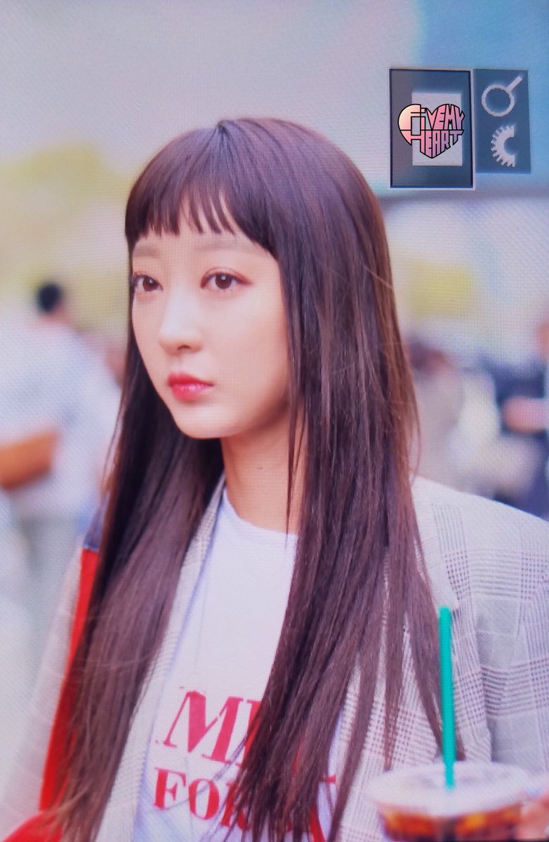 FIVEmyheart's tweet photo. 180413 뮤직뱅크 재출근 프리뷰
#EXID #이엑스아이디 #LADY #내일해 #LE #HANI #HYELIN #JEONGHWA #엘리 #하니 #혜린 #정화 https://t.co/bgoU4cwita