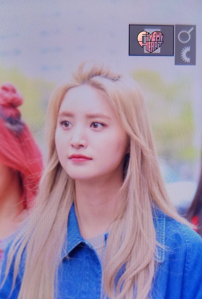 FIVEmyheart's tweet photo. 180413 뮤직뱅크 재출근 프리뷰
#EXID #이엑스아이디 #LADY #내일해 #LE #HANI #HYELIN #JEONGHWA #엘리 #하니 #혜린 #정화 https://t.co/bgoU4cwita
