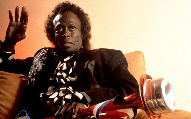 “Good music is good no matter what kind of music it is.” ― Miles Davis
#weekend  #weekendvibes