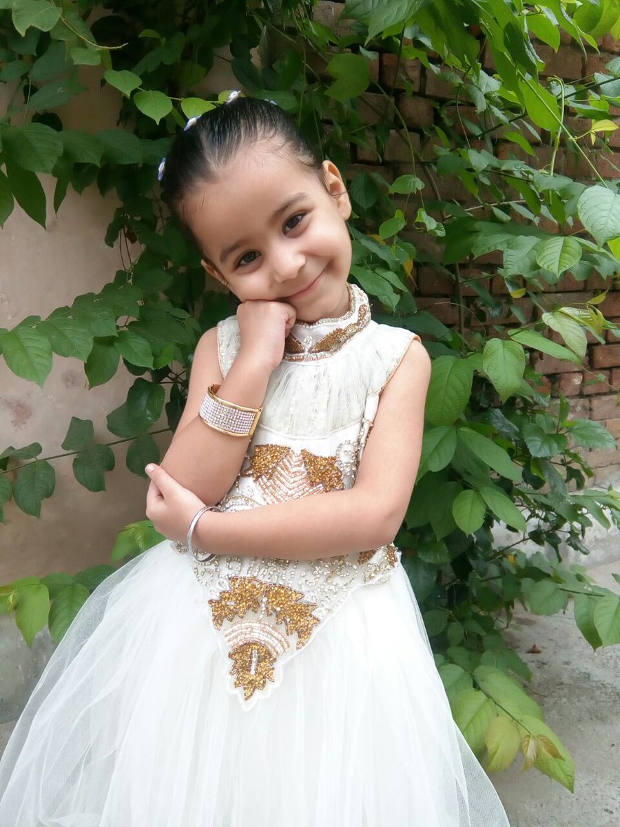 mkrana4580's tweet photo. @oppomobileindia #ContestAlert #SkySelfie #SensorHDR
My gorgeous Daughter "ELLY"
@gsrana4580 @selfieholic_ @NehaManocha7 https://t.co/j5jQfdTmR6
