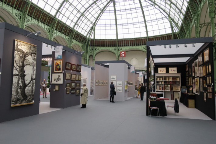peccadille's tweet photo. C'est parti ! Depuis hier soir, le salon du livre rare est ouvert ! Rendez-vous au @GrandPalaisRmn tout le week-end pour découvrir des pépites bibliophiliques (et des estampes !) https://t.co/xt3tzgjB8p