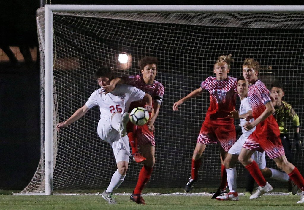sa_terrence1's tweet photo. Soccer: From the Lee boys team's stout defense to the Boerne girls' annual trek to McAllen, here are some regional tournament storylines to follow. https://t.co/Z94J1rxz8I https://t.co/WkPMb5Fax0