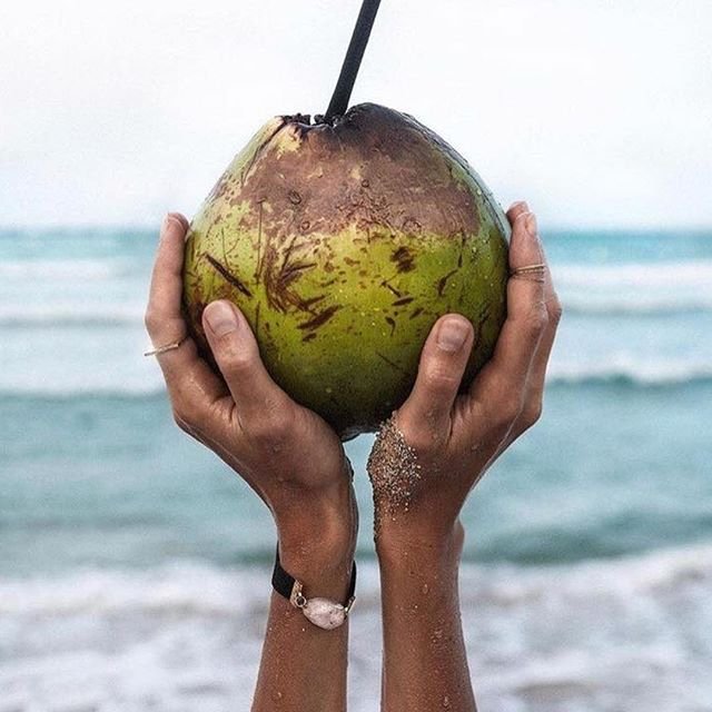Real Taste 

🌴 We use fresh, green coconuts which are harvested while young to ensure a pure, refreshing taste.

🌴 That’s why the entire H2coco range is 100% natural, with no artificial flavours, preservatives or concentrates.

#MakeTheRealChoice with H2coco