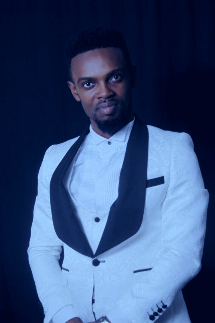 ADOM_FOLIE1's tweet photo. GOOD MORNING ,I SPECIAL WANT INVITE  TO  MY MAIDEN ALBUM LAUNCH ON THE  22ND APRIL
 TIME 01:00 PM
 VENUE:CROSSOVER CHURCH 
 LOCATION: SAVANNA JUNCTION COMMUNITY 25 https://t.co/7O7BkiTpBI