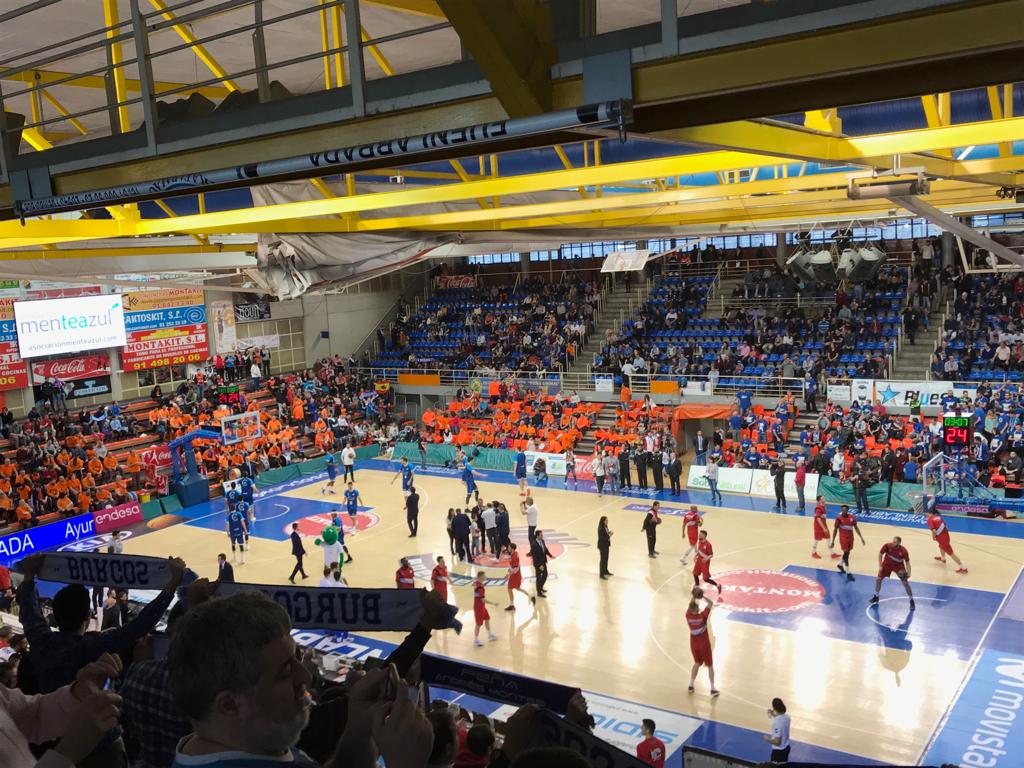 DdJblog's tweet photo. COMIENZO DEL TERCER CUARTO | MKT 36 - 44 SPB
¿Conseguirá remontar el Fuenlabrada? ¿Conseguirá mantener la ventaja el San Pablo Burgos? Quedan 20 minutos para saber quien se alzará con la victoria https://t.co/rOGU7dctVL