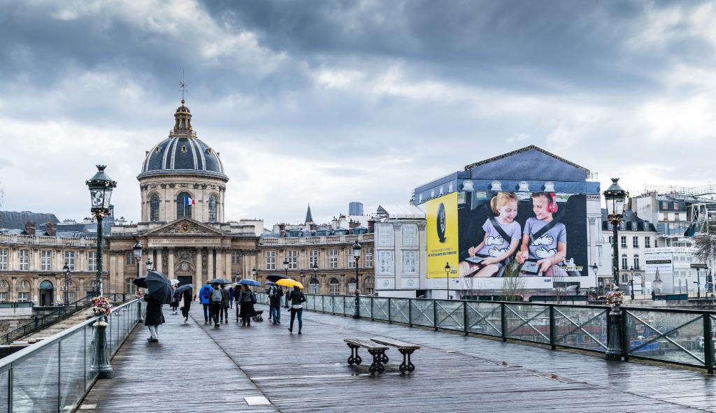 In april, our Michelin Man is taking over iconic capital cities! No doubt, you will have recognized the City of ... ?
#Michelin #Momentsthatmatter