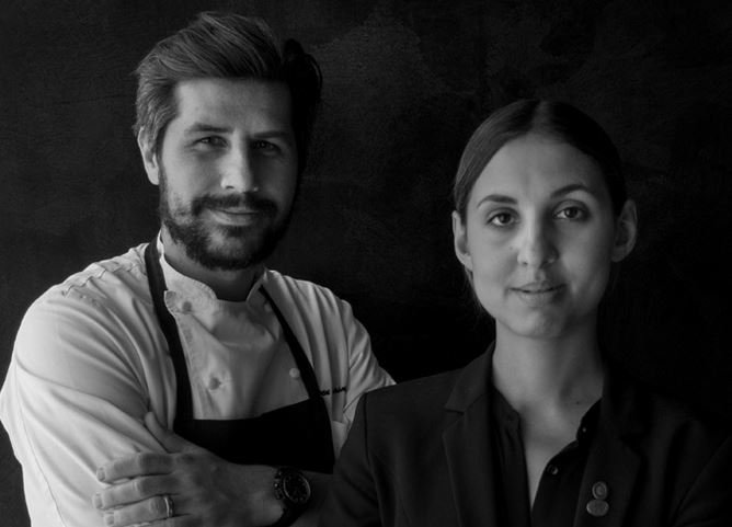 Sven Wassmer und seine Frau <a href="/AmandaBulgin/">Amanda Bulgin</a> beschreiten feinsinnig gemeinsam neue Wege in der Spitzengastronomie: Ihre einzigartige Zusammenarbeit werden sie gemeinsam auf der diesjährigen ChefAlps-Bühne demonstrieren. Wir freuen uns auf das kongeniale Paar! #chefalps #zurich