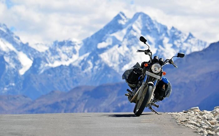 What Should You Look For While Choosing The Motorcycle Renting Service