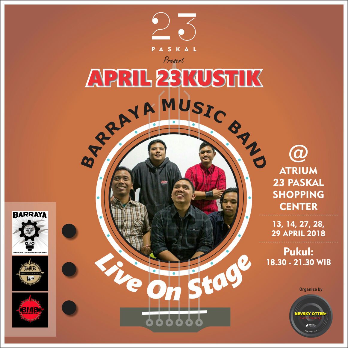 NevskyOtterplus's tweet photo. reat your ear with great music by Barraya Music Band @23paskal 😍😍😍

 #live #acoustic #music #band #event https://t.co/QynfLGsNjl