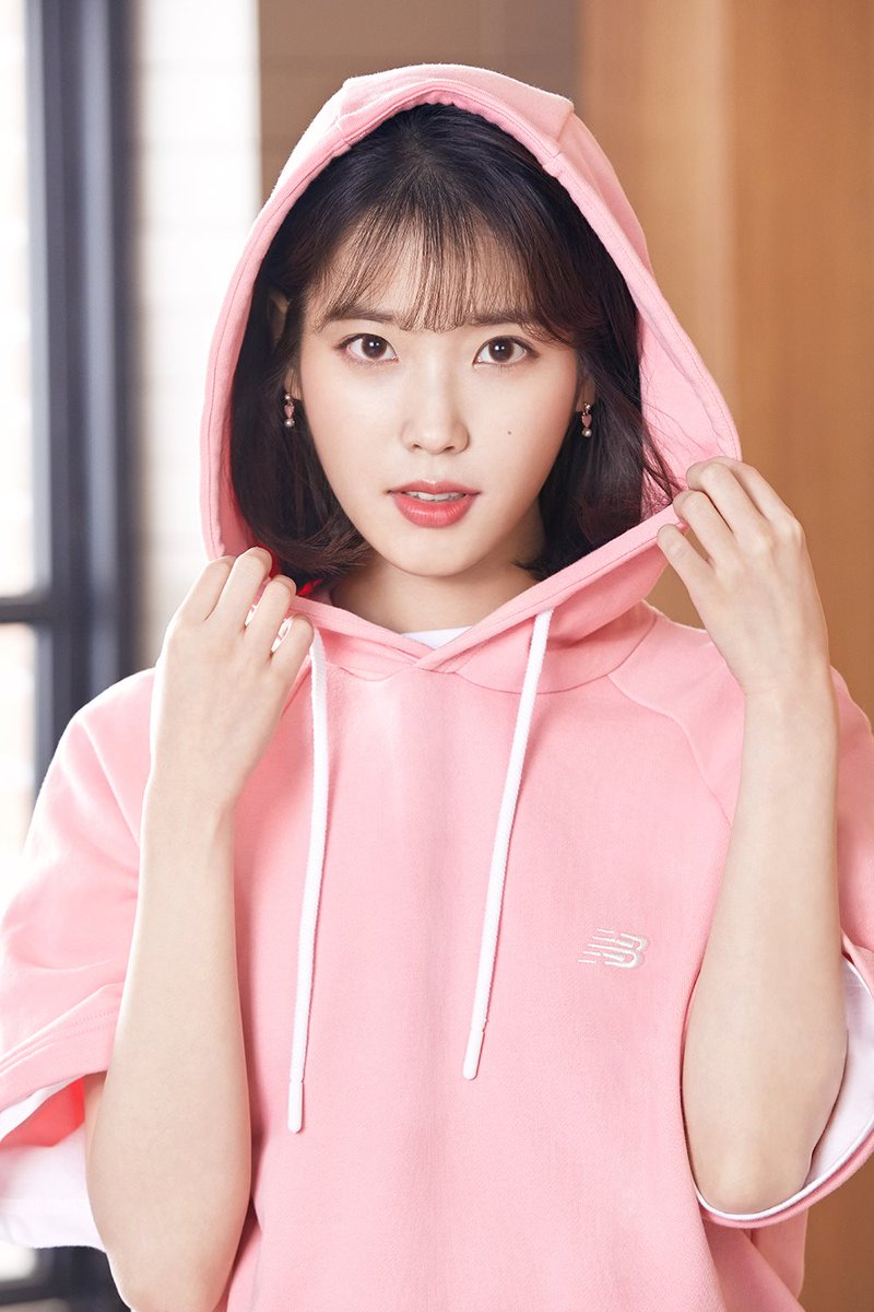 new balance warm up suit
