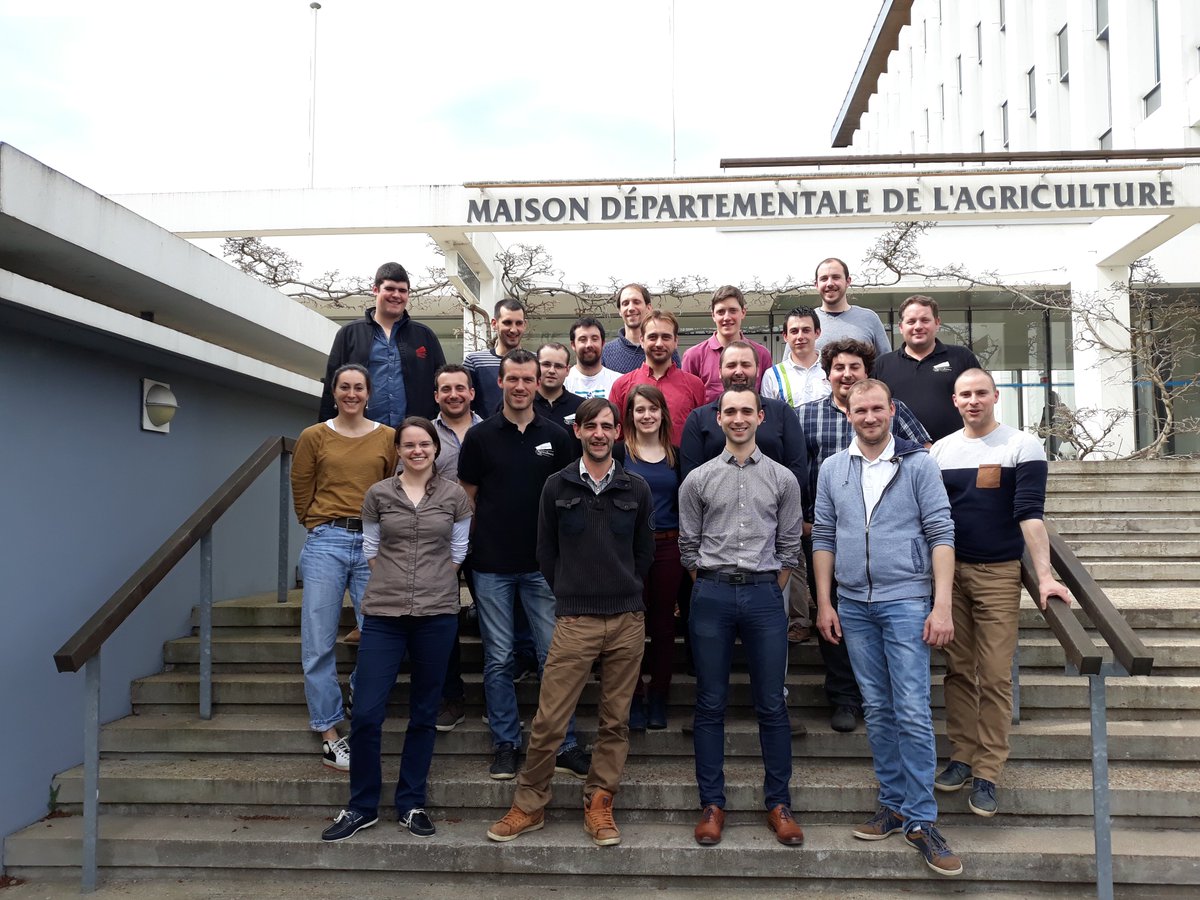 JApaysdelaloire's tweet photo. [JA PdL] Hier s'est tenu le 1er CA du nouveau mandat 2018-2020: Election du bureau avec @72_fabien, Président, et Jérémie Guémas, SG. 
Merci à @herguaismatth et @charlesguerlais, anciens Président et SG, pour leur implication et leur esprit d'équipe. Bonne retraite JA :-) https://t.co/m9Cxa5JfRU