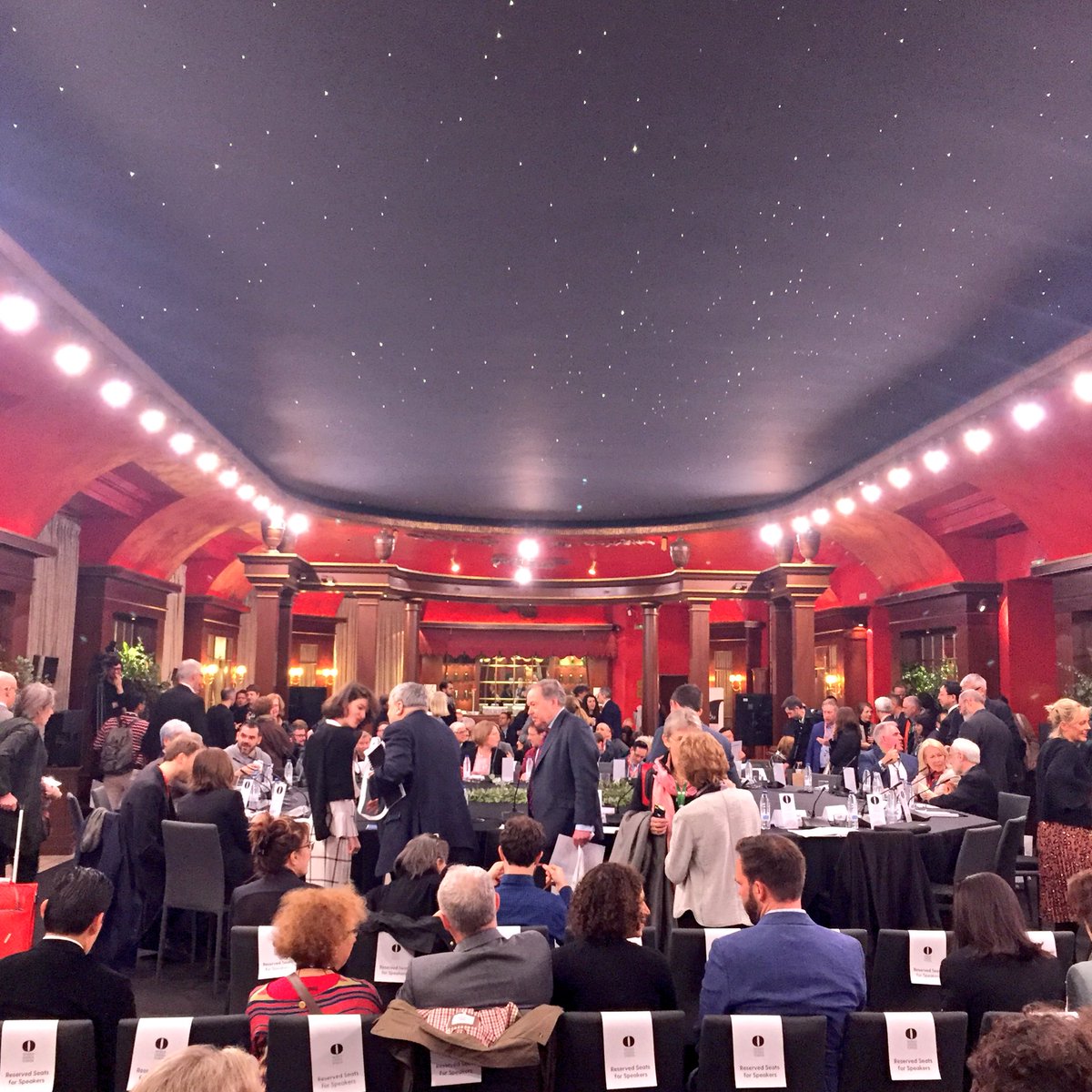 poilaparola's tweet image. We spend 90% of our resources on existing rep. -@ddevan #WorldOperaForum