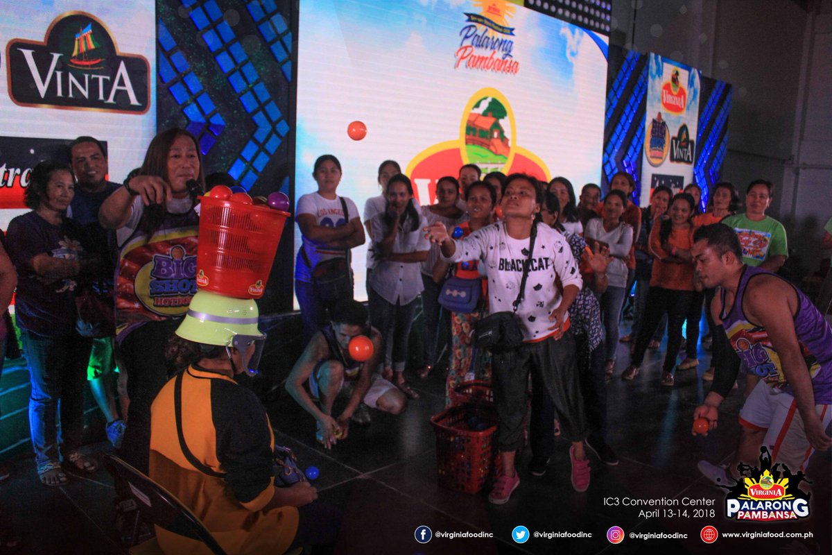 virginiafoodinc's tweet photo. South Cebu-Royal customers of Prince Hypermart received big prizes during the celebration of Prince Sari-sari Store 2018 (Day 1) at IC3 Convention Center.
#BastaVirginia #BastaHotdogVirginia #PrinceHypermart #DailyNews #BigShotHotdog https://t.co/37QdATmyAX