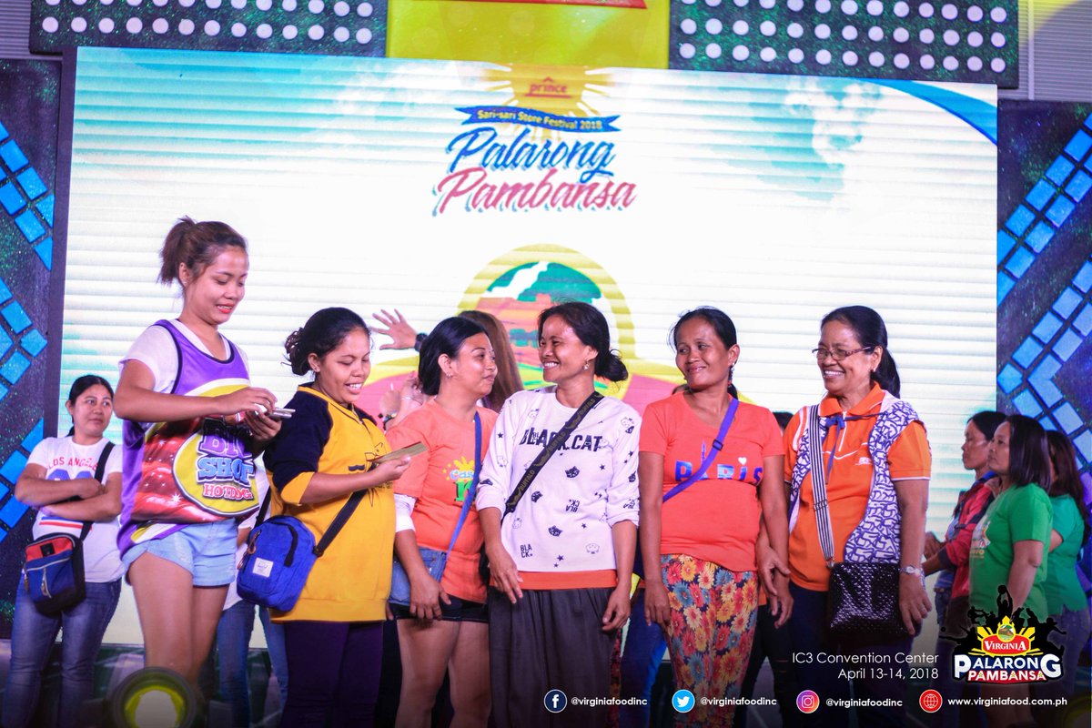 virginiafoodinc's tweet photo. South Cebu-Royal customers of Prince Hypermart received big prizes during the celebration of Prince Sari-sari Store 2018 (Day 1) at IC3 Convention Center.
#BastaVirginia #BastaHotdogVirginia #PrinceHypermart #DailyNews #BigShotHotdog https://t.co/37QdATmyAX