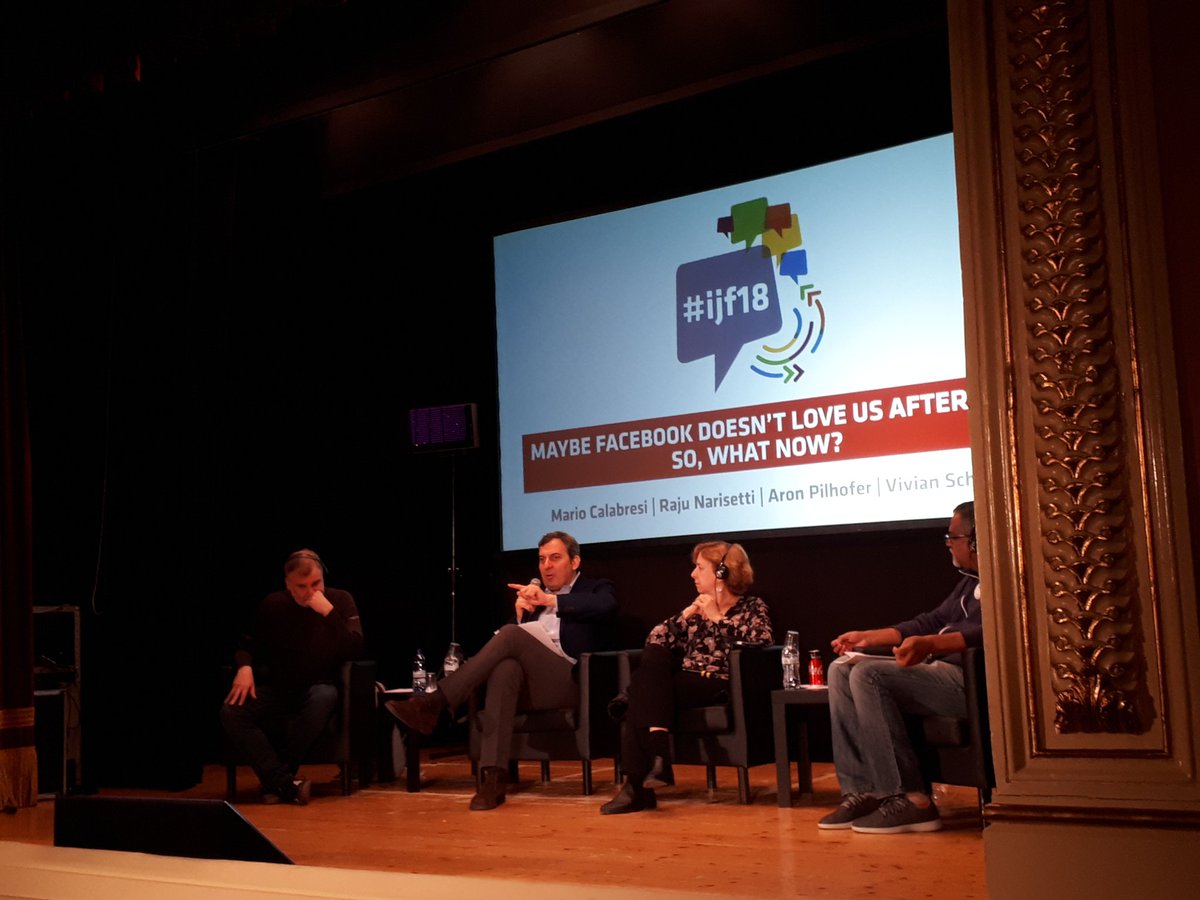 MargheritaEspo9's tweet photo. Il futuro dell'informazione è davvero facebook?
@mariocalabresi @vivian @rajunarisetti @LaSiringa_ @gNellerba #IJF18 #gNeLabers #Facebook https://t.co/28FTYjccVw