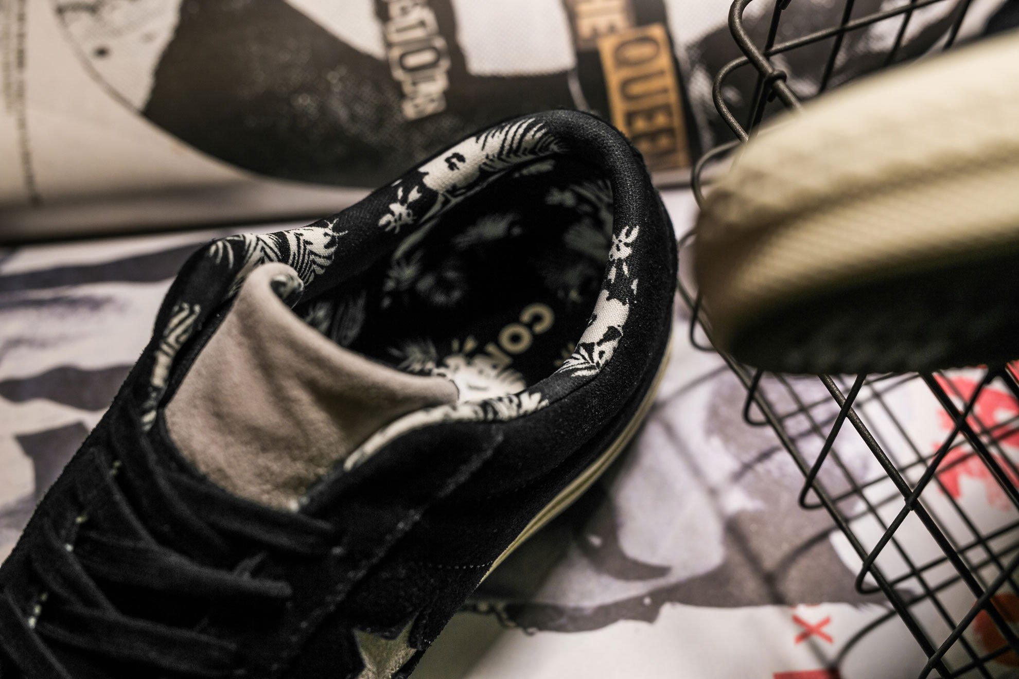 one star tropical feet