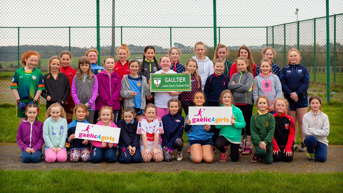 Great turnout for the first #gaelic4girls yesterday! 
@WaterfordLGFA @MunsterLGFA @LadiesFootball