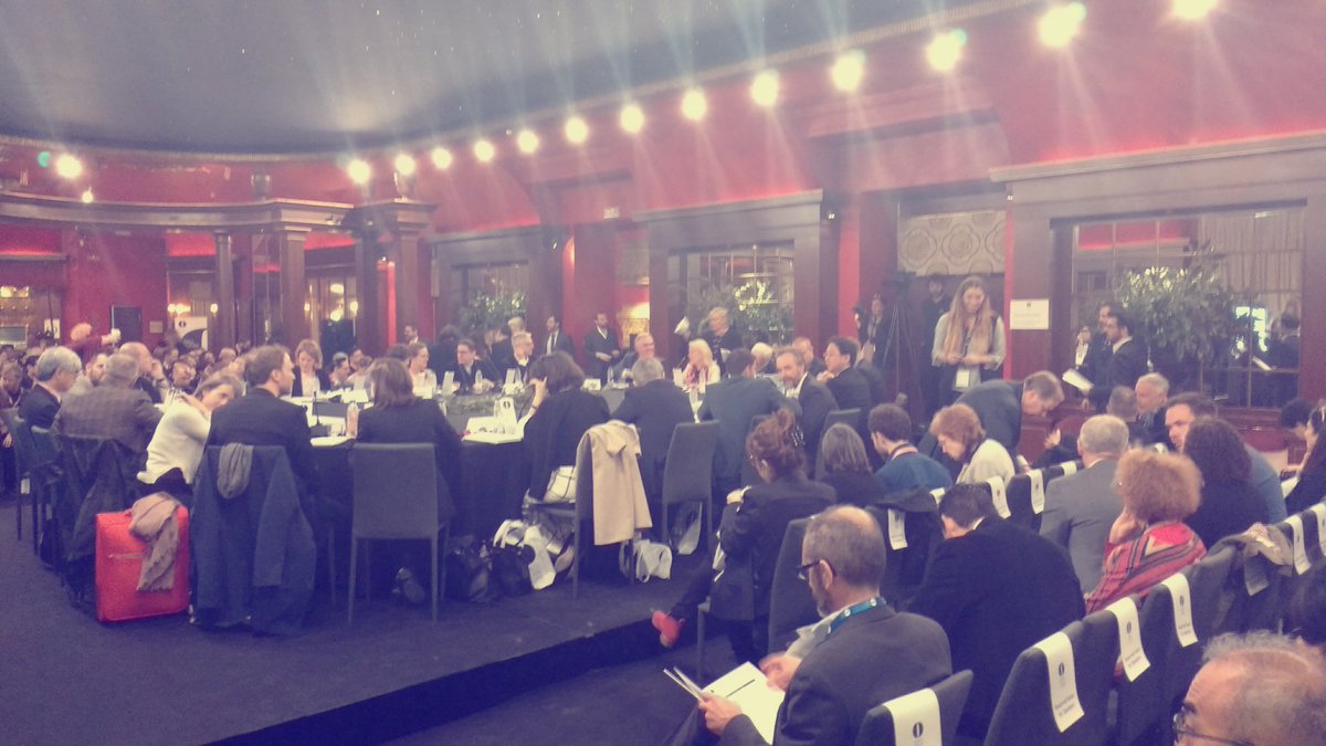 elcriticorn's tweet image. Primera sesión del #WorldOperaForum en el @Teatro_Real. @Operaeuropa @OPERAAmerica y @OLA_opera reúnen a casi 300 especialistas para «escribir el futuro de la ópera». @Codalario está presente cubriendo el evento como medio especializado.