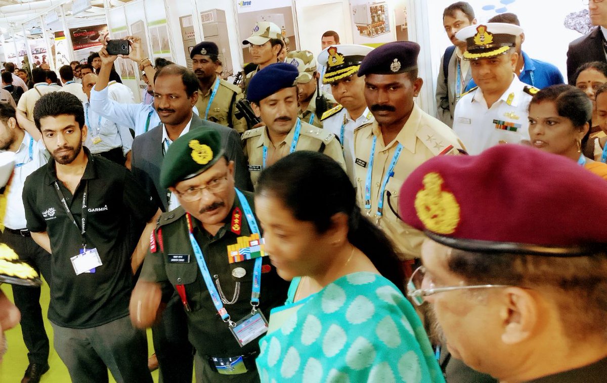 adgpi's tweet photo. @DefMinIndia Ms N Sitharaman visited pavilions alongwith Lieutenant General Sarath Chand #VCOAS #IndianArmy, delegation of #IndianArmedForces to overview emerging competencies &amp; excellence that shall revolutionize indigenous industries #DefenceExpo2018 @DefenceMinIndia https://t.co/FAOCmGAXZs