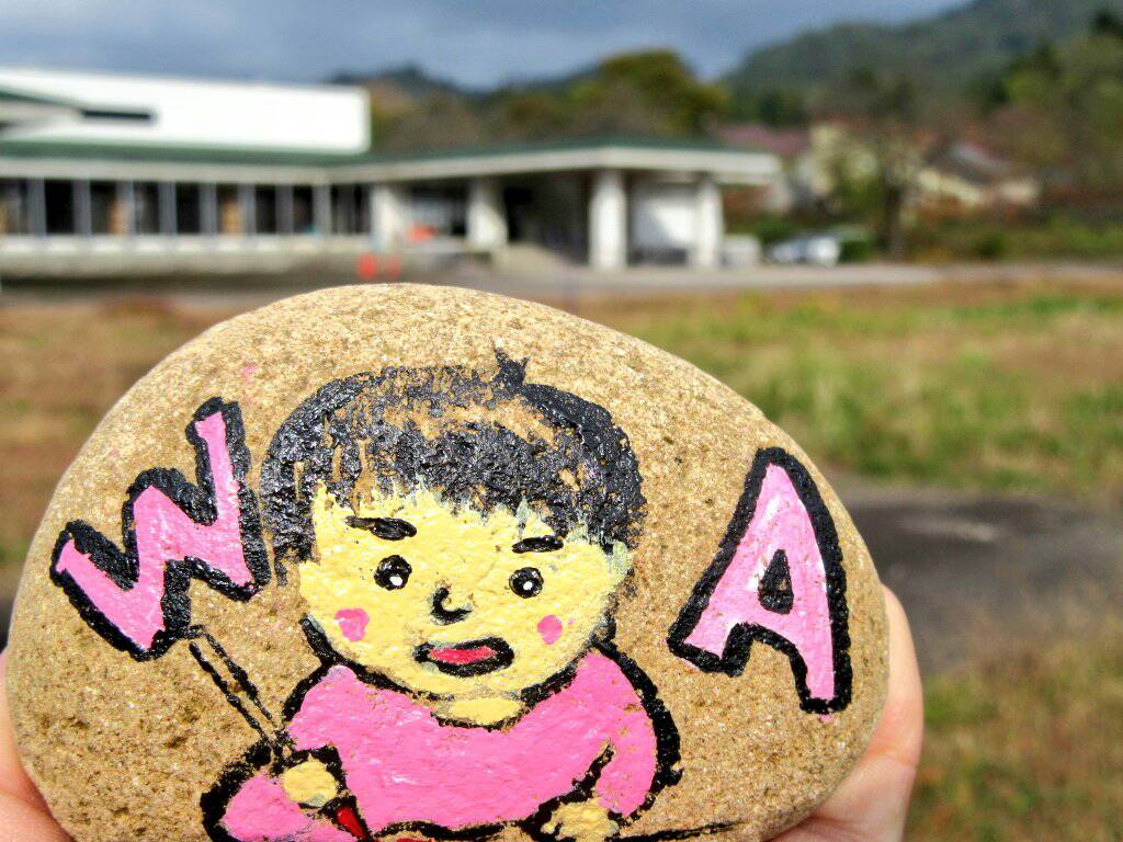 vivio2429's tweet image. チーム WA ROCKの皆さ～ん！

今日の放送を見て、石を探しにくる方がいるかも♡

土・日に向けて、描いて隠しましょう٩(๑ˆOˆ๑)۶
レッツ、エンジョ～イ☆
#akita　#阿仁合　#warocks
#エビス堂ゴール 
#広がれWAROCKの輪