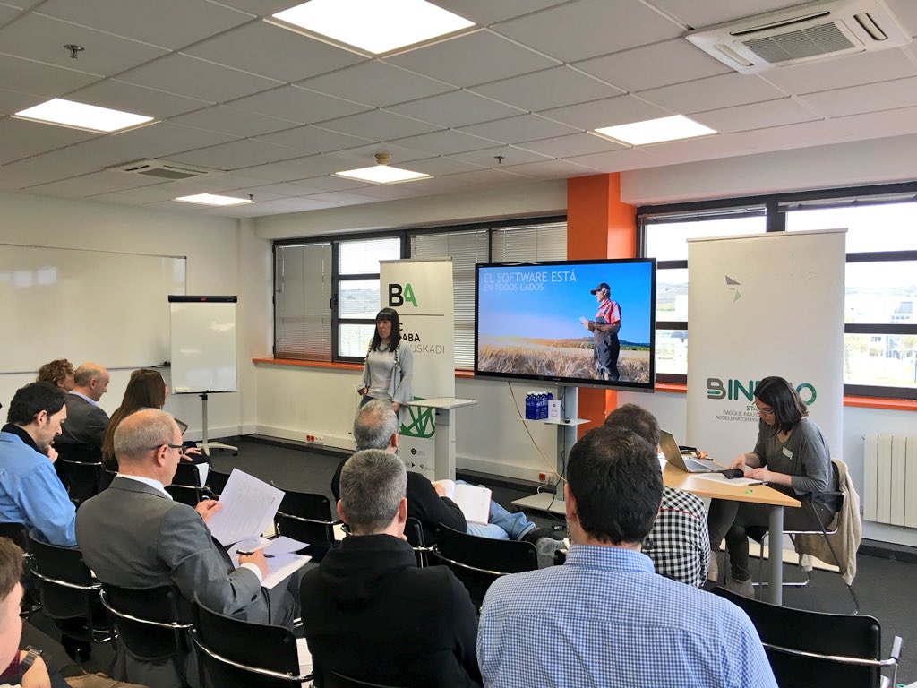 BICAraba's tweet photo. Primer bloque de presentaciones de startups @bind40 con #BigdaSolutions @LISSolutionsTW @OPTIMITIVE y @Globetesting https://t.co/AjENhVPzFS