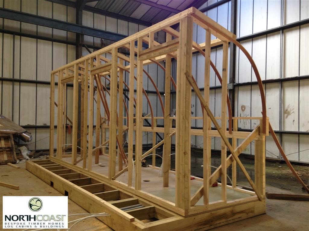 LogCabinsSW's tweet image. Stage two of our toilet block project. Studwork walls being built and beginning to form the curved roof. #prefab #prefabricated #camping #Glamping