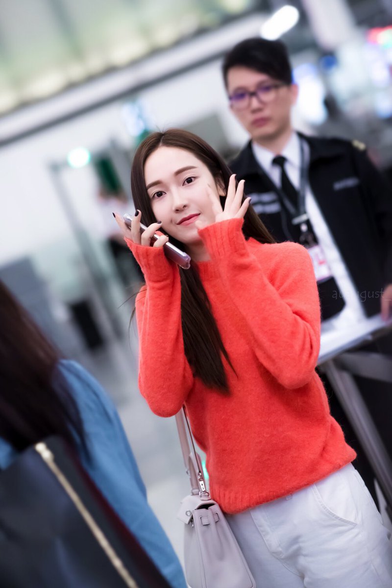 180412 #jessica #jessicajung #鄭秀妍 #정수연 #hongkong back to seoul part3 end