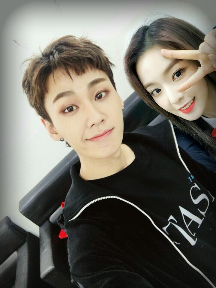 freezni's tweet photo. #ColdCouple #hoonrene 
#ilhoon #irene 
#btobrv #btob #RedVelvet https://t.co/3d4IpA3eQ4