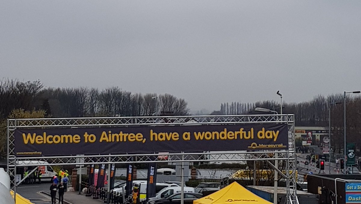 Merseyrail tweet media