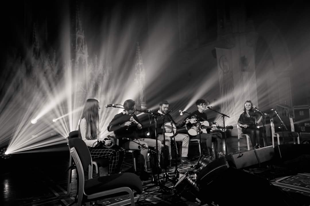 RuthDolan's tweet photo. It was an amazing experience for us in "Beatha" to play amongst such a mighty lineup @DublinCityUni #ANAM2018 Heart of the Rowl @DamoDempsey @yevagabonds @cmacconiomaire @SileDenvir
Thanks for having us ♥️ @muirtheimhne @SouthWind_Blows @OtherVoicesLive https://t.co/S6Ta3h0fX3
