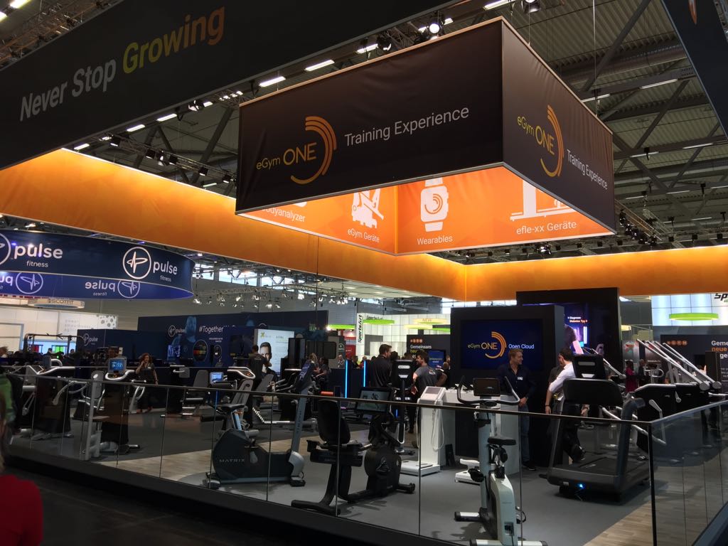 ¡Más que contentos! y con muy buenos resultados. Así es como finalizamos la jornada de ayer en FIBO. Con un éxito total del equipo de eGym Iberia y mucho trabajo por delante. 
¡En eGym nunca paramos de crecer! 

#FIBO #Digitalrevolution #training #Gym #sports #Fitness