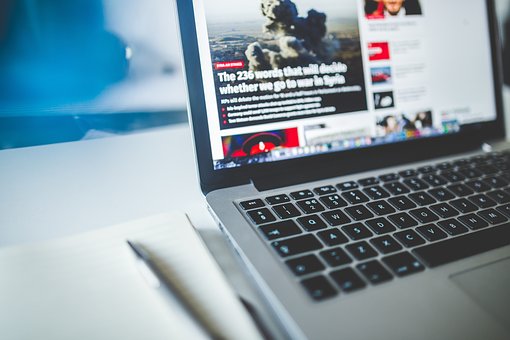 SaferinternetIT's tweet photo. Le reti, Internet e i social. Questi alcuni degli argomenti dei nuovi video del Consorzio interuniversitario nazionale per l'informatica. Sei video tutorial, disponibili sul canale Youtube di Generazioni Connesse. Clicca qui: https://t.co/Ak2IS5YXy4 https://t.co/qHWj445Ad6
