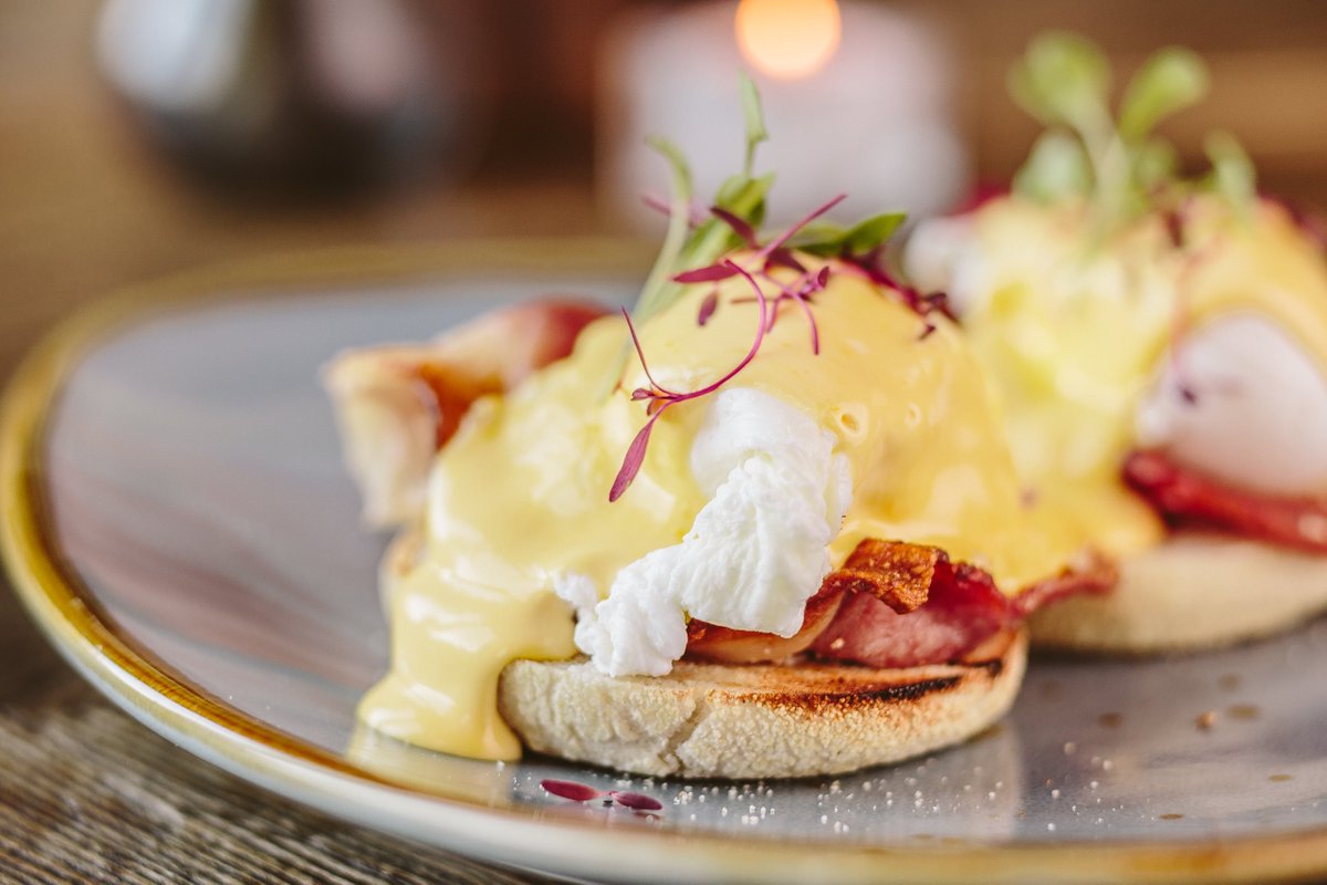 How do you like your eggs in the morning?
How about eggs Benedict? Serving up brunch until 4pm!