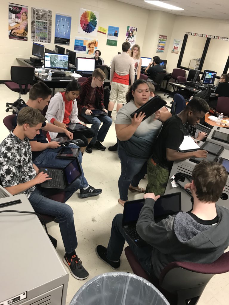BdaleGenius's tweet photo. 150 laptops that need to be updated before FSA testing? No problem for our second year Geniuses! #WeAreBulls https://t.co/1crL5WPDSH