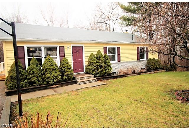 Shh...be very quiet, let's not scare Spring away! Get out there and enjoy this beautiful weather and check out these open houses!
goo.gl/r8NkaZ #openhousenj #homesnjherald #sussexcounty #sussexcountyopenhouses