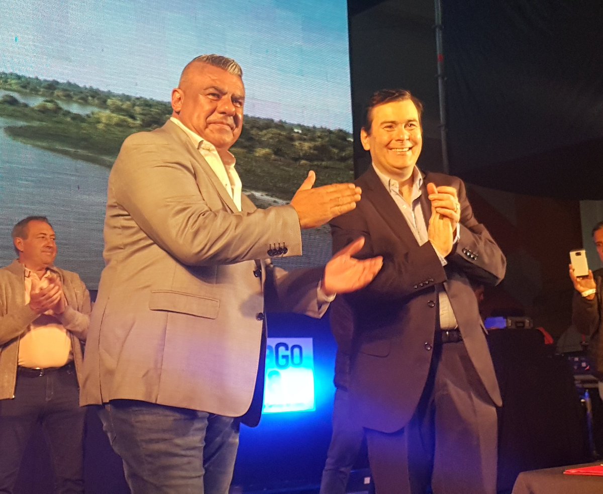 afa's tweet photo. El Presidente Claudio Tapia firmó el acuerdo de colaboración por el estadio Único de Santiago del Estero junto al Gdor. Gerardo Zamora. https://t.co/I5uYlSDPeI