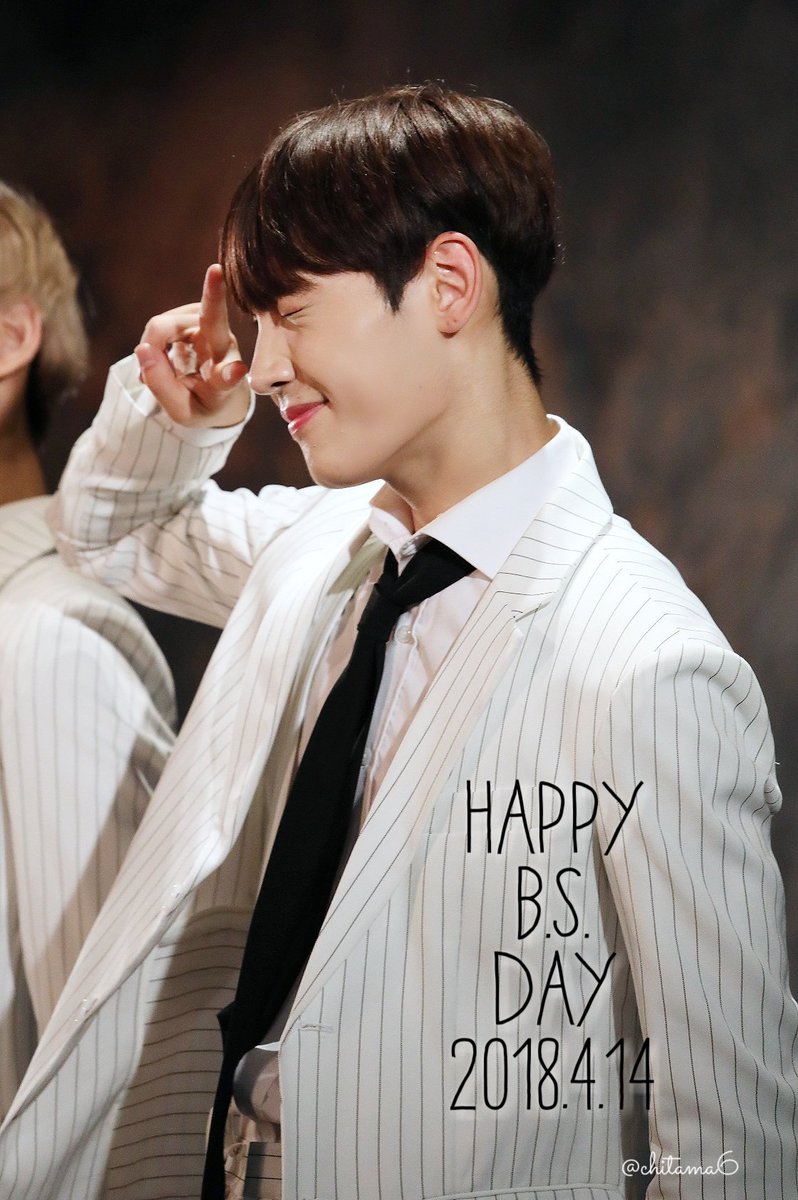 chitama6's tweet photo. 💙Happy B.S. Day💙
おめでとう🎂
#14U #원포유
#BS #びえす
#HappyBSDay
#Happy_BS_Day
@14U_official_
@14U_JP https://t.co/ichrMslx7J