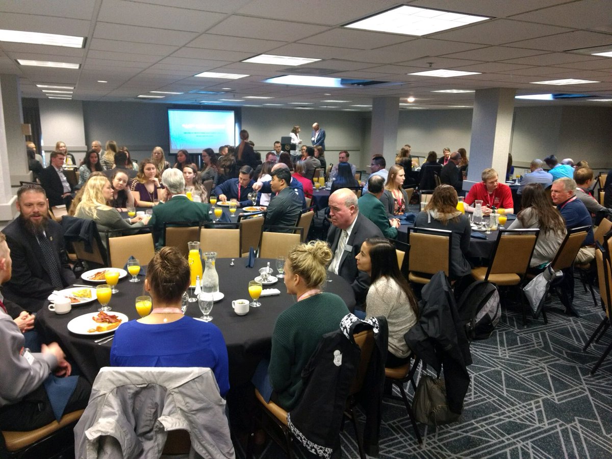 RMATAD7's tweet photo. Great turnout for the @RMATAStudents this morning! Thank you @CramerProducts for sponsoring the breakfast &amp; all the professionals who made themselves available to these eager students! https://t.co/0eBWEI75bU