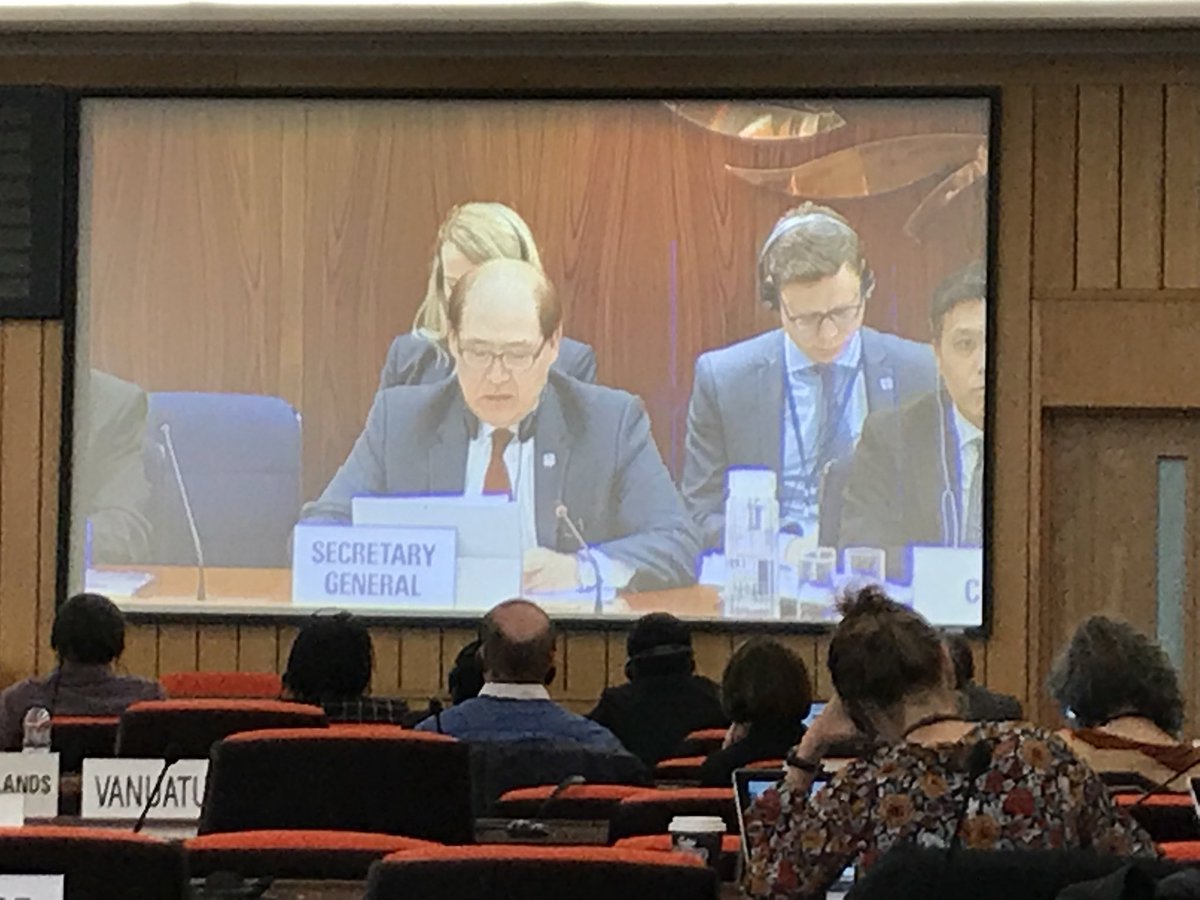 MDorsmanECSA's tweet photo. IMO adopts strategy for reduction of Green House Gases from shipping, with at least 50% in 2050 compared to 2008, on a pathway to full decarbonisation. Very strong and guiding signal for the shipping industry https://t.co/nHOhV9XRWF
