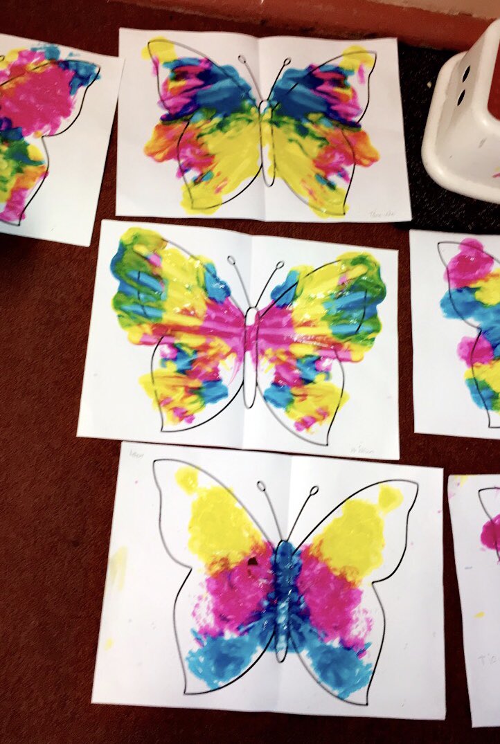 Students enjoyed creating their very own colourful butterflies! I used this activity when teaching kindy about symmetry! 🦋 #acuedu_P