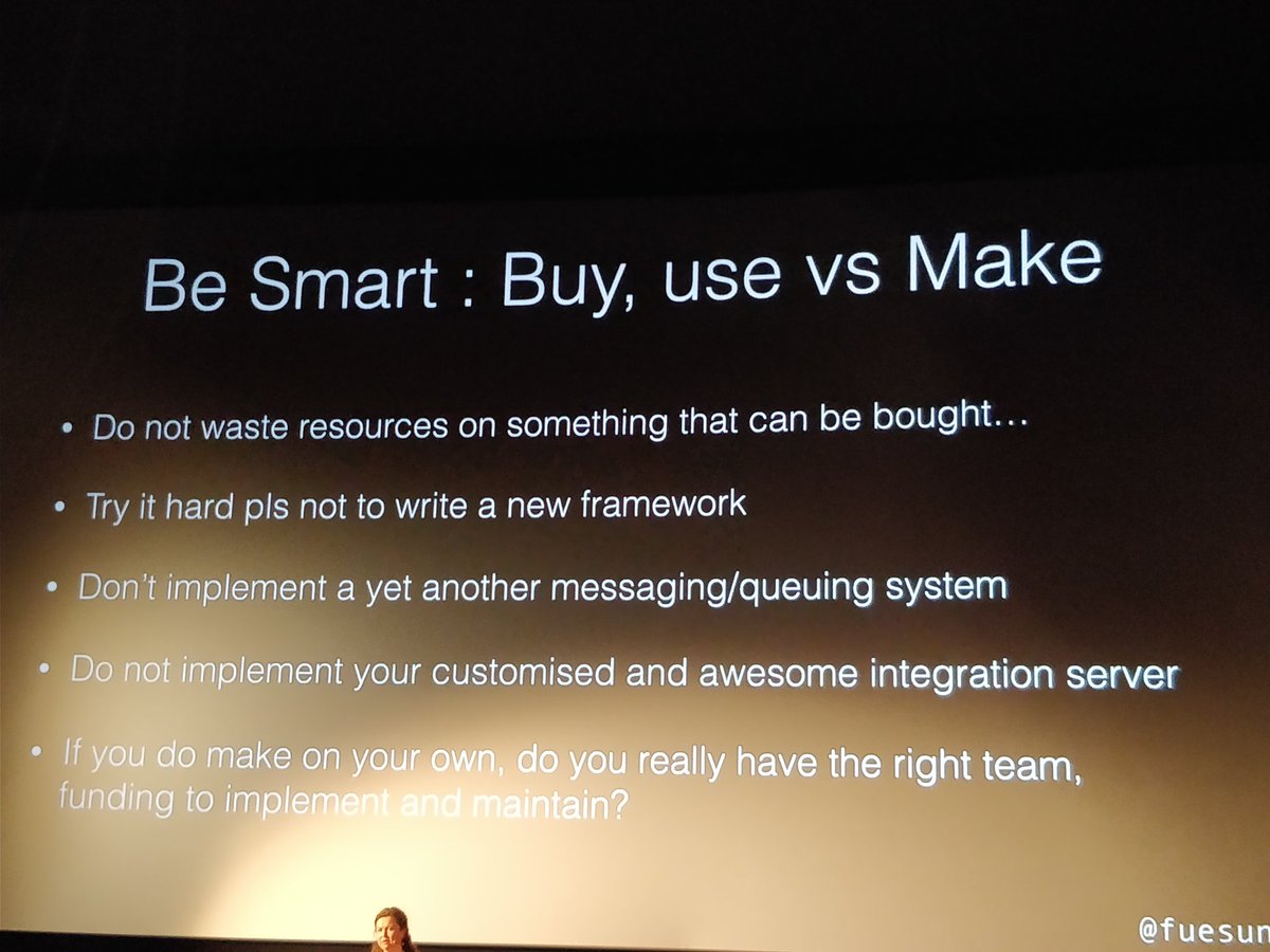 nahpeps's tweet image. Be smart! &quot;Don&apos;t write a new framework&quot; #codetalks 
Great talk by @fuesunw