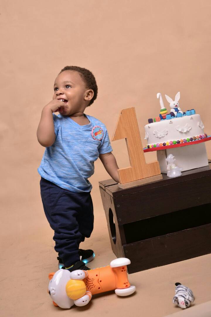 WhistleTalks's tweet photo. Help baby Ivan get to the finals of #CMB5 contest! Kindly take out a minute and vote here https://t.co/9909It9j8R
#Vote4Ivan https://t.co/yyQai1KZoE